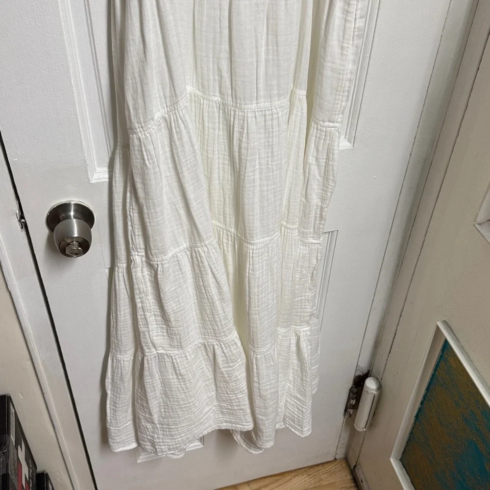 Little Moon Ivory Maxi Dress - Picture 5 of 6